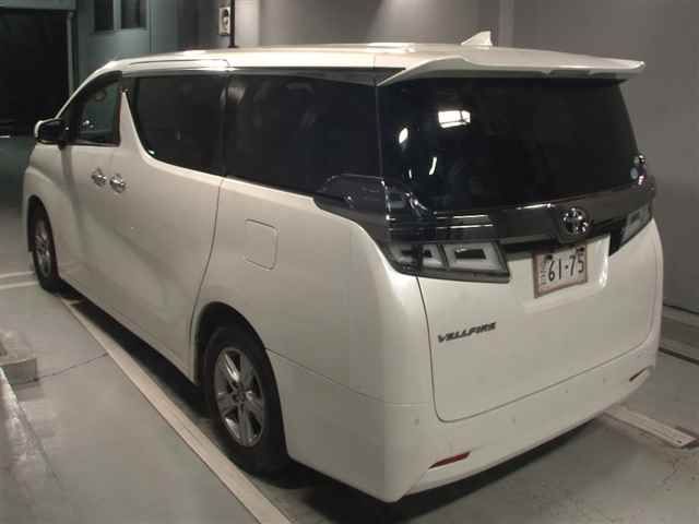 2019 Toyota Vellfire X auction photo 2