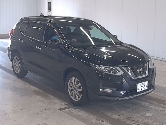 2018 Nissan X-Trail 20S 4WD Japan auction vehicle