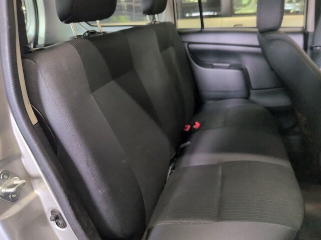 2017 Toyota Succeed TX auction photo 6