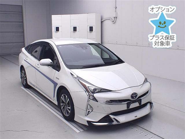 2018 Toyota Prius S Japan auction vehicle