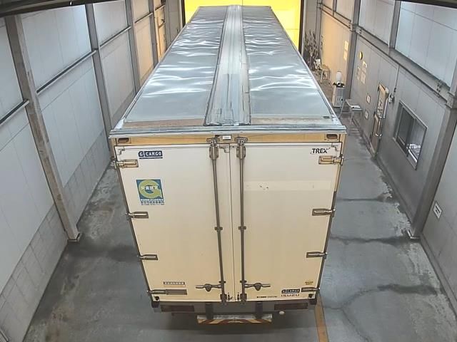 2012 Isuzu ウィング auction photo 3