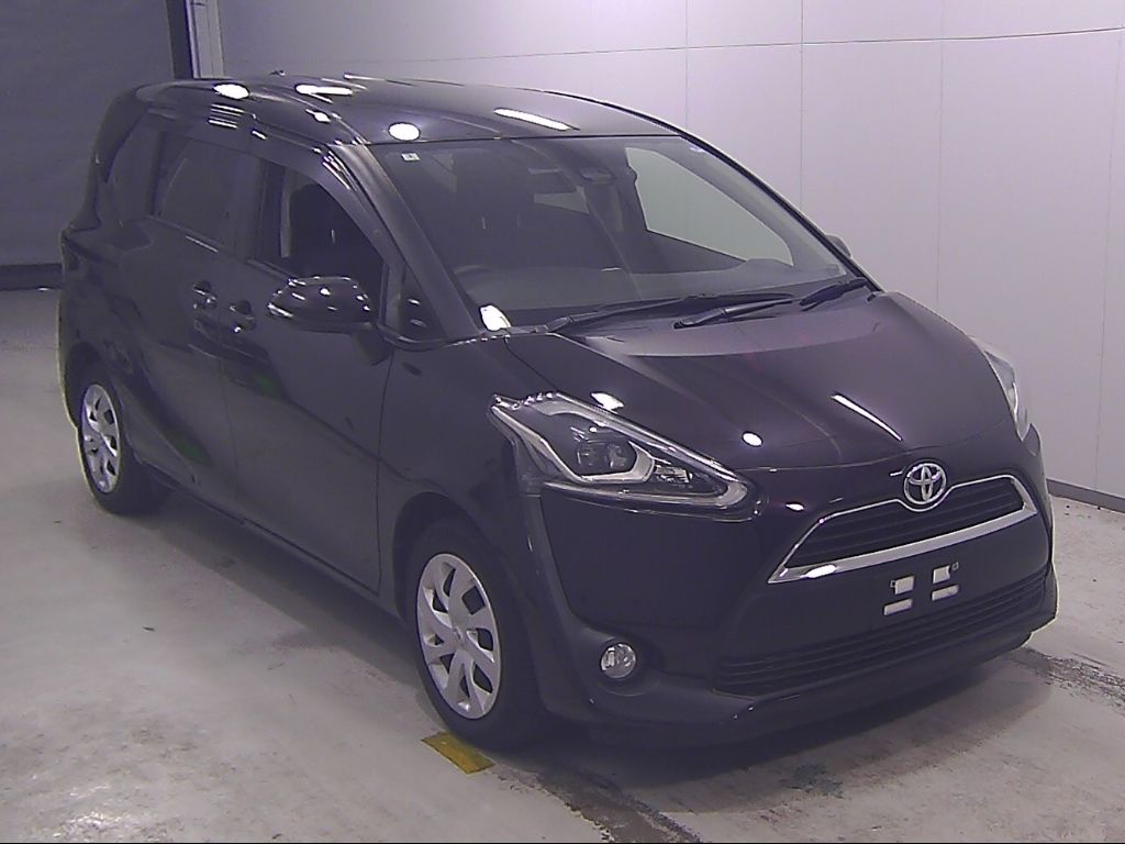 2018 Toyota Sienta G-Quero Japan auction vehicle