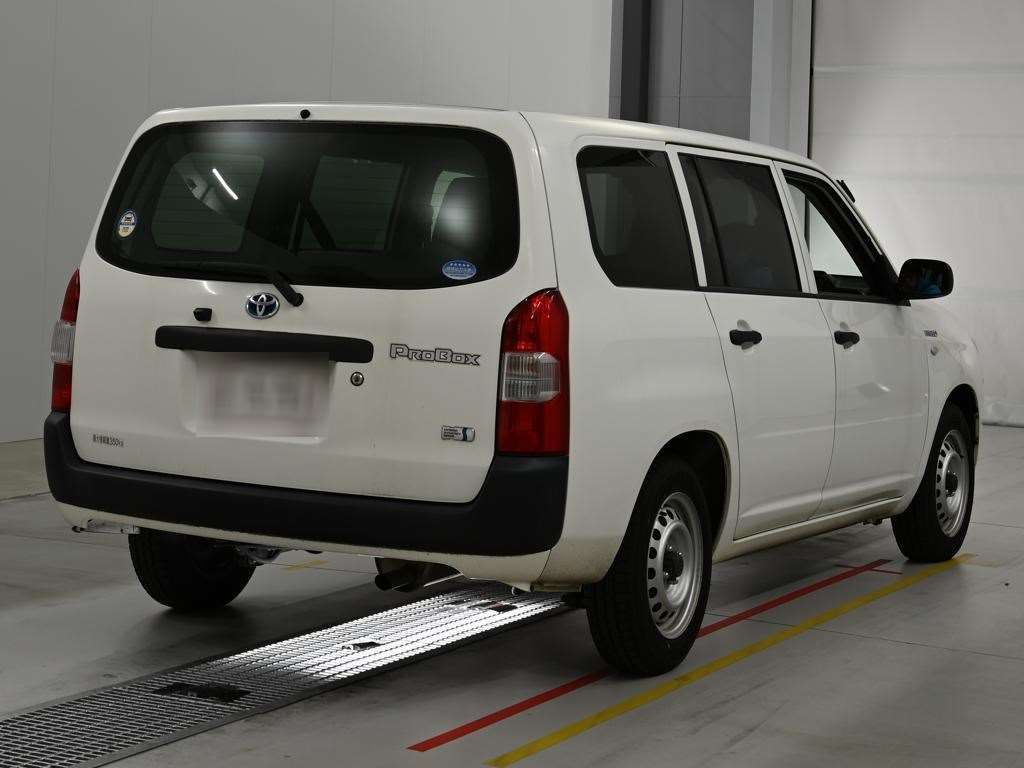 2020 Toyota Probox DX コンフォート auction photo 2