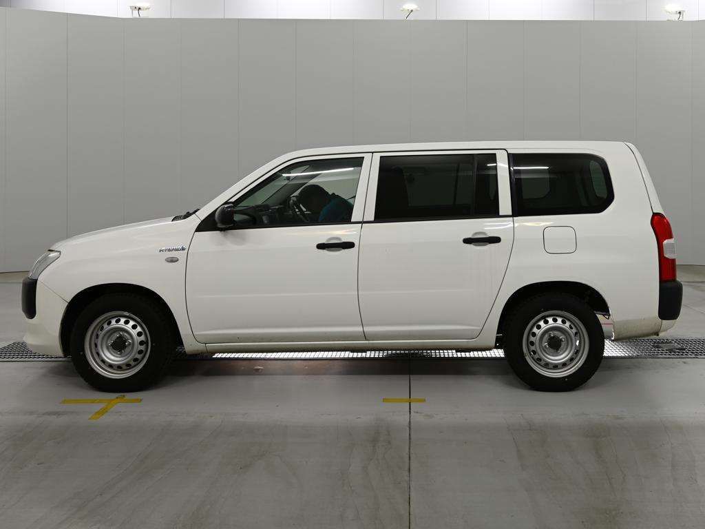 2020 Toyota Probox DX コンフォート auction photo 4
