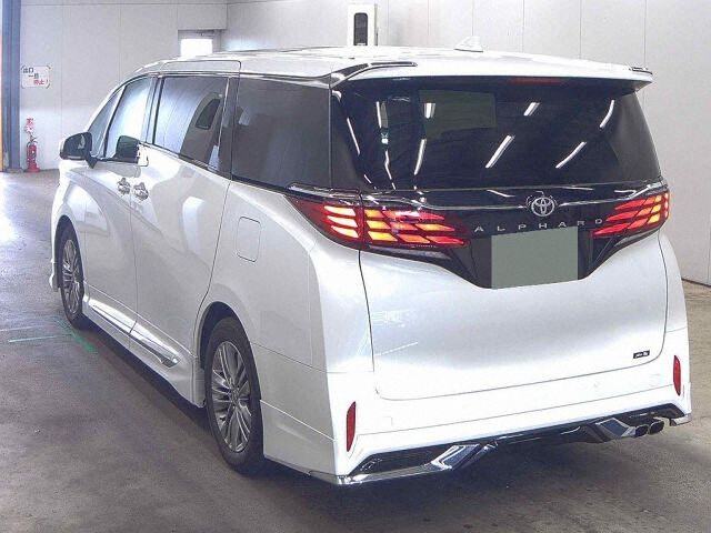 2024 Toyota Alphard Z auction photo 2
