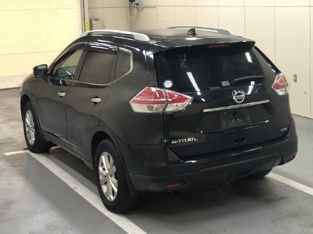 2016 Nissan X-Trail 20XT エマブレPKG auction photo 2
