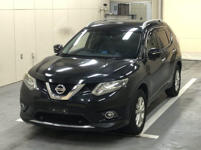 2016 Nissan X-Trail 20XT エマブレPKG auction photo 3