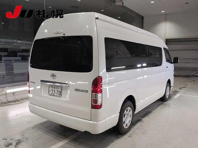 2025 Toyota Hiace 4WD Grand Cabin auction photo 2