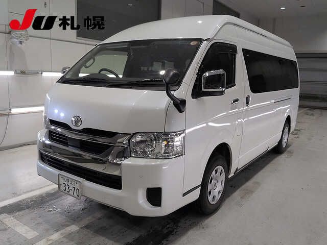 2025 Toyota Hiace 4WD Grand Cabin Japan auction vehicle