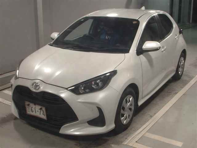 2023 Toyota Yaris auction photo 4