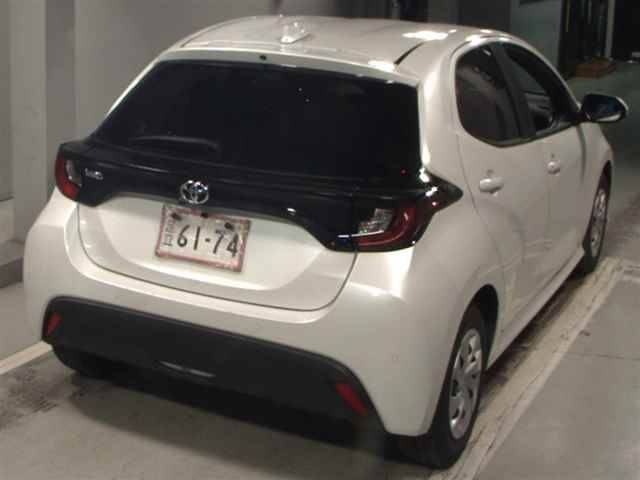 2023 Toyota Yaris auction photo 5