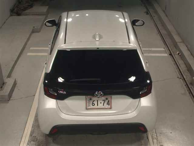 2023 Toyota Yaris auction photo 7