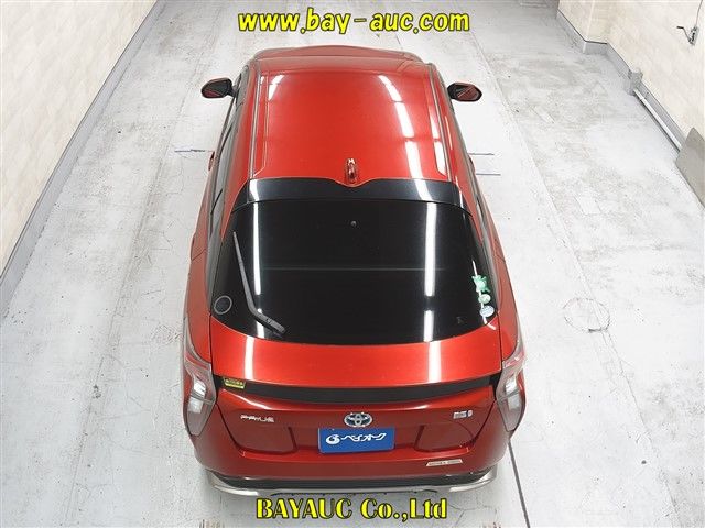 2016 Toyota Prius Sツーリングセレクション auction photo 5
