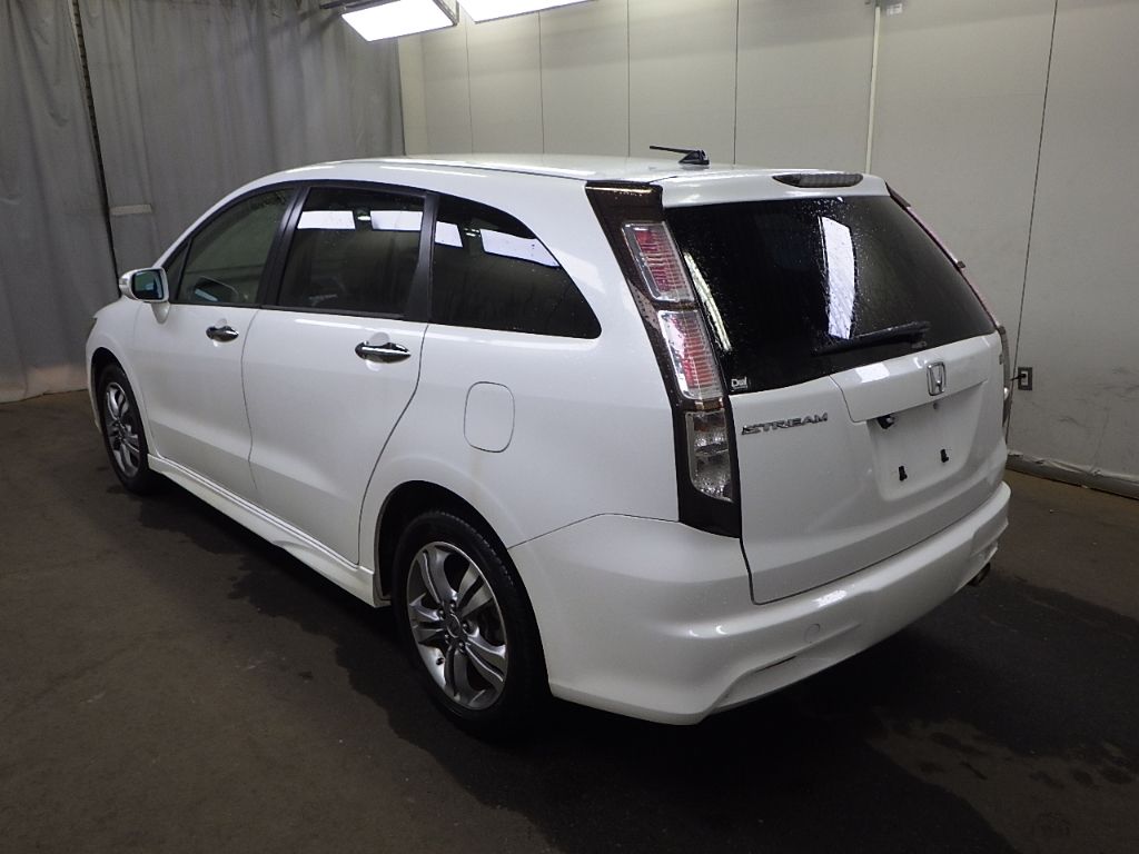 2013 Honda ストリーム 4WD RSZ auction photo 5
