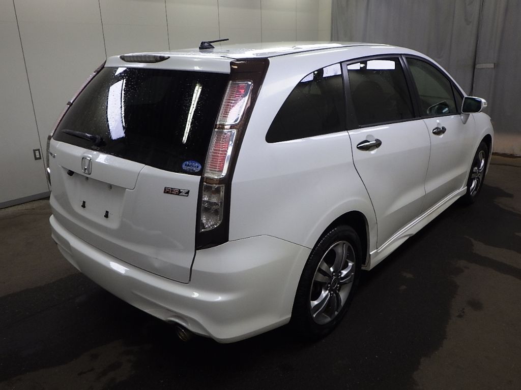 2013 Honda ストリーム 4WD RSZ auction photo 2