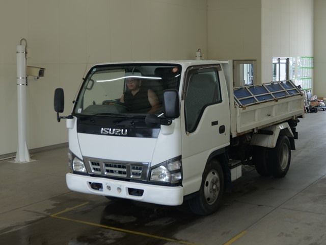 2006 Isuzu Elf 3-Ten Dump Japan auction vehicle