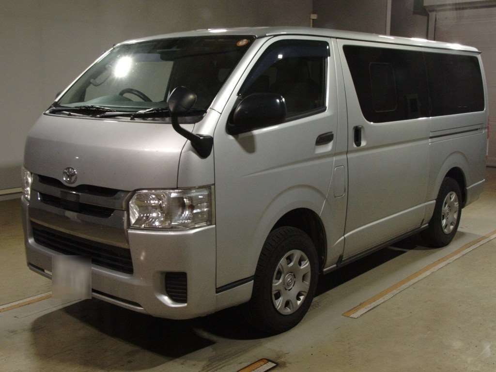 2019 Toyota Hiace Long DX GL Package 4WD Japan auction vehicle