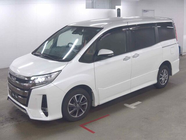 2019 Toyota Noah SI WXB 2 4WD auction photo 4