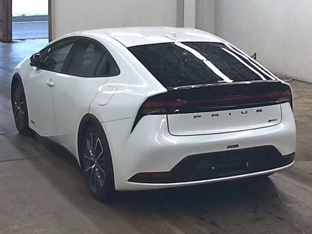 2023 Toyota Prius Z 4WD auction photo 2