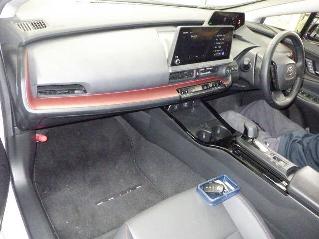 2023 Toyota Prius Z 4WD auction photo 3