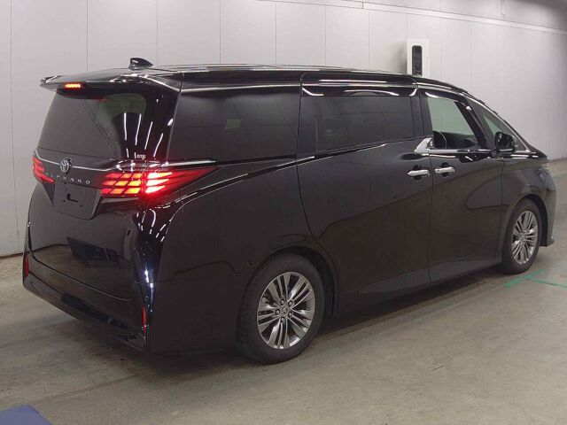 2024 Toyota Alphard Z 4WD auction photo 5