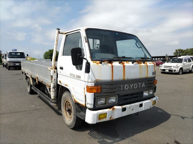 Japan Auction Vehicles 8 1994 Toyota Dyna auction photo