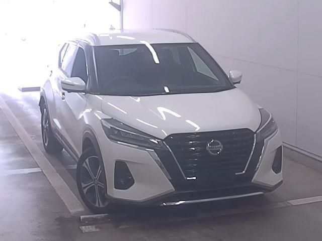2022 Nissan Kicks X Japan auction vehicle
