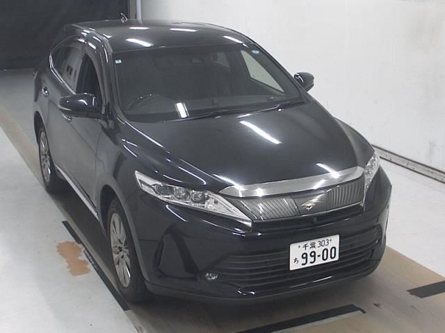 2020 Toyota Harrier プログレスメタルアンドレザーパッケージ Japan auction vehicle