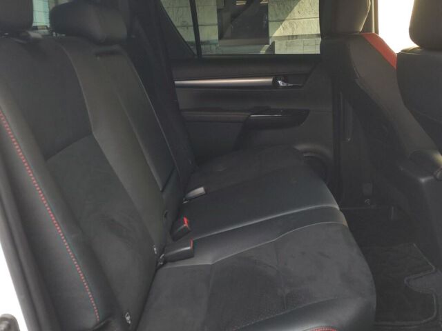 2023 Toyota Hilux Z GR Sport 4WD auction photo 6