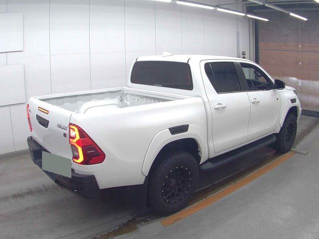 2023 Toyota Hilux Z GR Sport 4WD auction photo 5