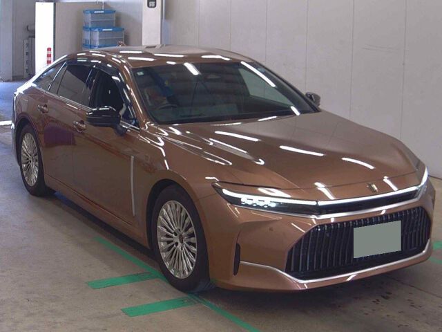 2024 Toyota Crown Z(HEV) Japan auction vehicle