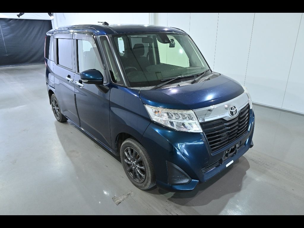 2017 Toyota Tank G S Japan auction vehicle