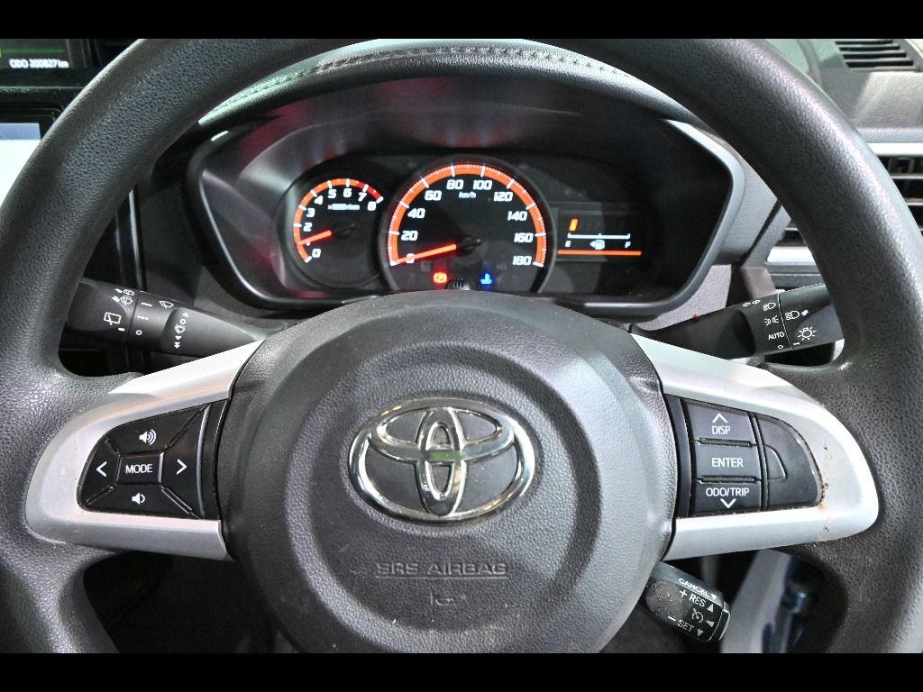 2017 Toyota Tank G S auction photo 9