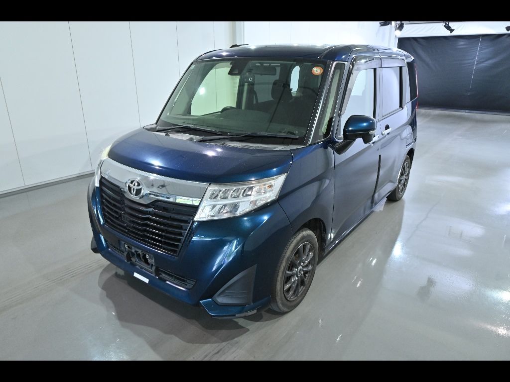 2017 Toyota Tank G S auction photo 4