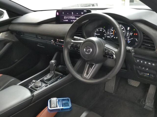 2023 Mazda 3ファストバック XD Retro Sports ED auction photo 3