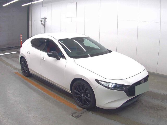 2023 Mazda 3ファストバック XD Retro Sports ED Japan auction vehicle