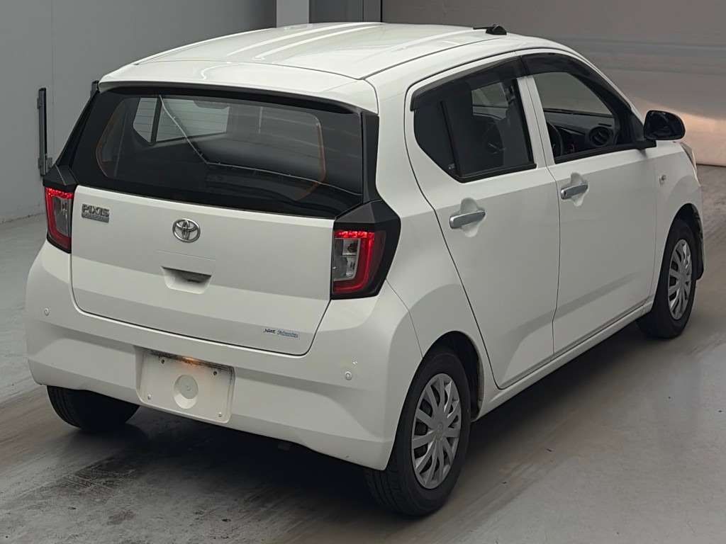 2021 Toyota Pixis Epoch L SA III auction photo 2
