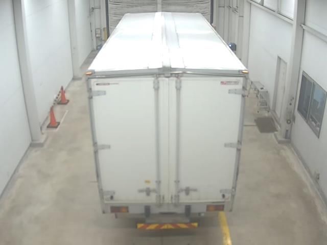 2015 Mitsubishi Fuso Fighter Wing auction photo 3