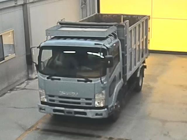 2008 Isuzu Forward ダンプ Japan auction vehicle