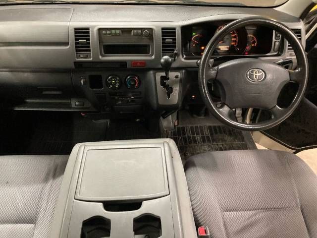 2008 Toyota Hiace DX GLパッケージ auction photo 2