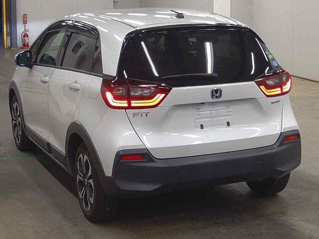 2021 Honda Fit EHEVクロスター auction photo 2