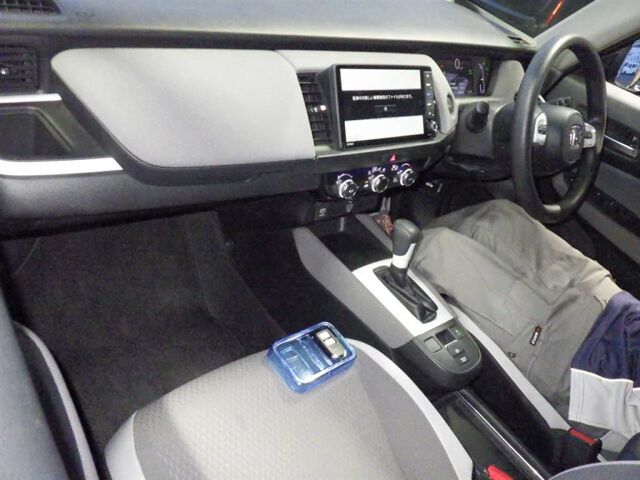 2021 Honda Fit EHEVクロスター auction photo 3