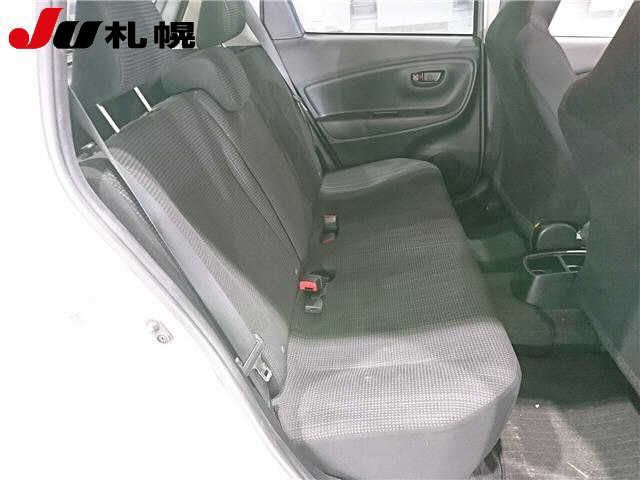 2019 Toyota Vitz 4WD F auction photo 7