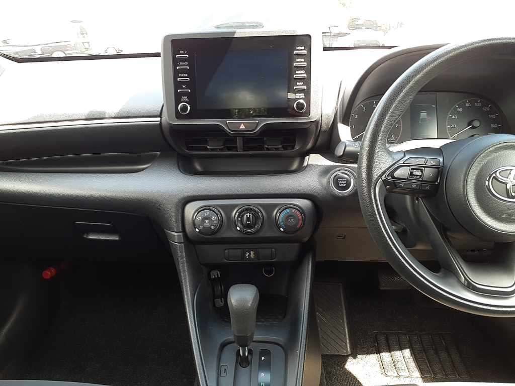2021 Toyota Yaris X auction photo 11