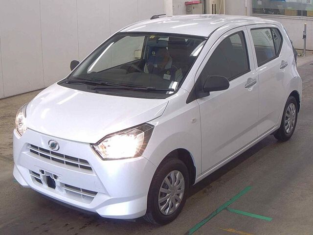 2023 Daihatsu Mira e:S L auction photo 4