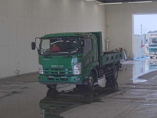 2012 Isuzu Forward ダンプ Japan auction vehicle