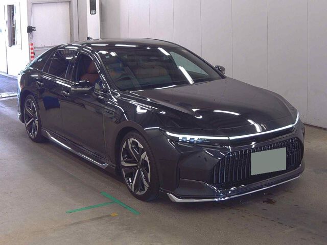 2024 Toyota Crown Z (HEV) Japan auction vehicle