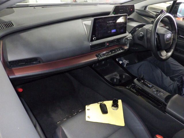 2023 Toyota Prius Z auction photo 3