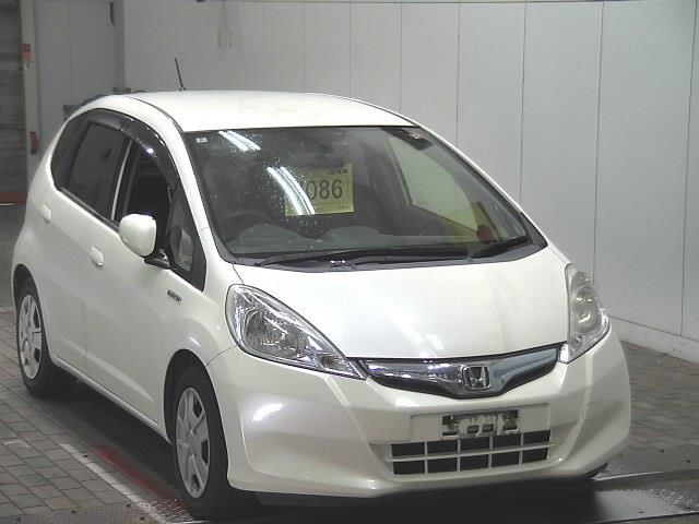 2012 Honda Fit ハイブリッド Japan auction vehicle