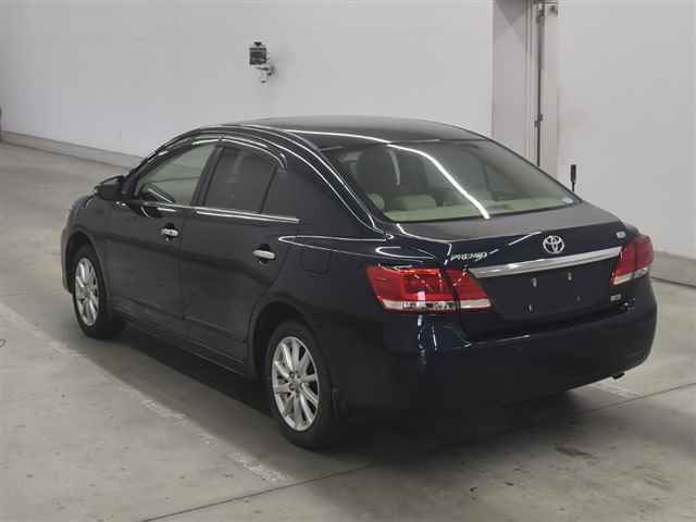 2018 Toyota Premio 1.8X EXパッケージ auction photo 2
